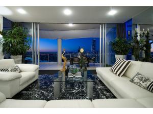 Home For Sale Surfers Paradise Queensland